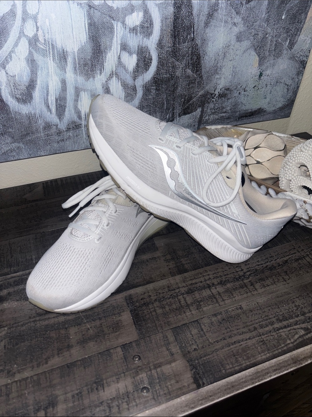 Saucony Guide 14 running shoe WOMENS SZ 11​